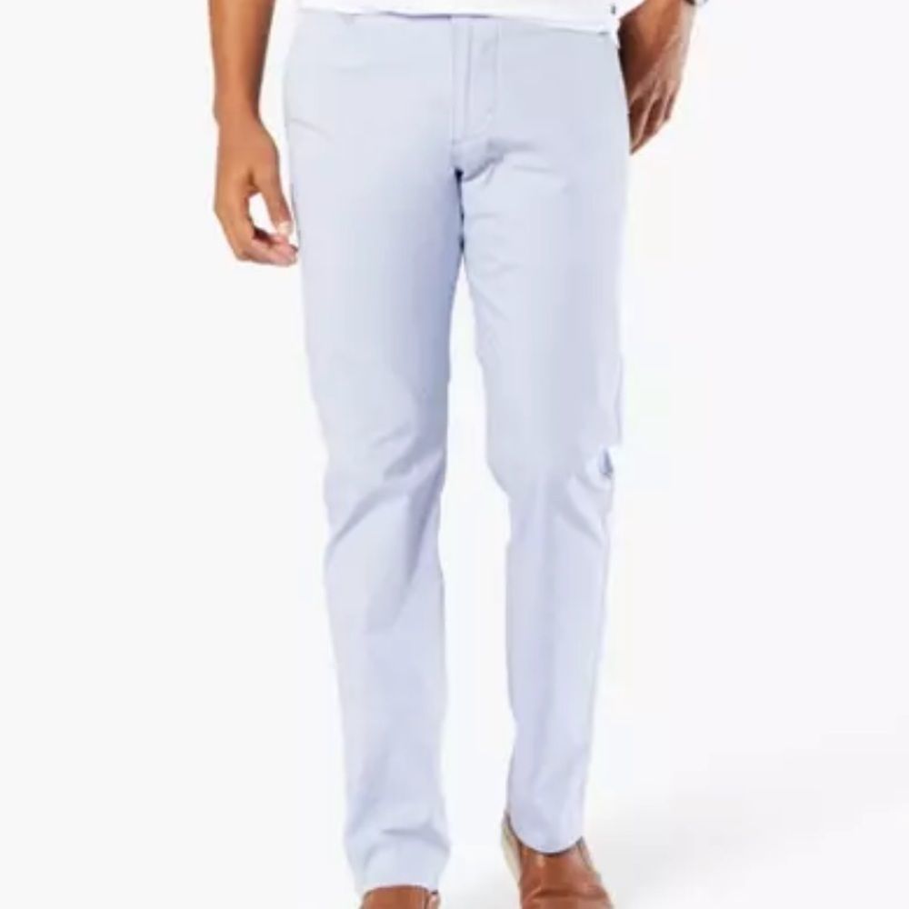 GapKhakis Light Blue Lived in Slim Khaki